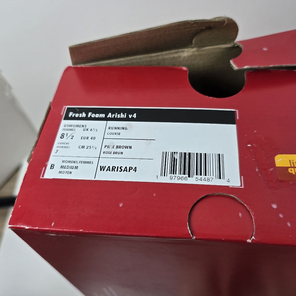New Balance Fresh Foam Arishi V4 Womens Athletic Shoes 8.5 Nwt - Picture 3 of 10